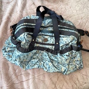 ✨LULU LEMON✨ On the Fly Duffel/Gym/Tote